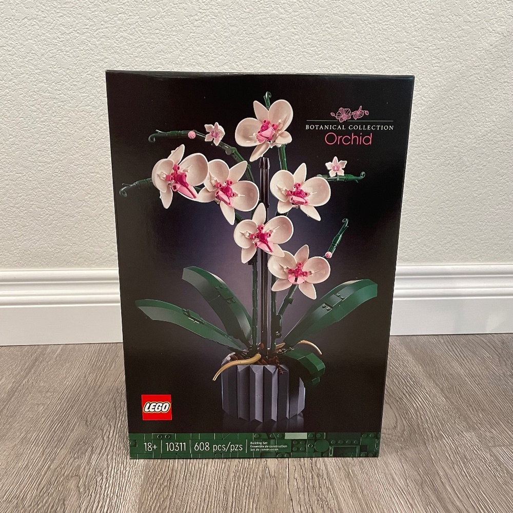 LEGO Orchid 10311 Plant Decor Toy Building Kit (608 Pieces)